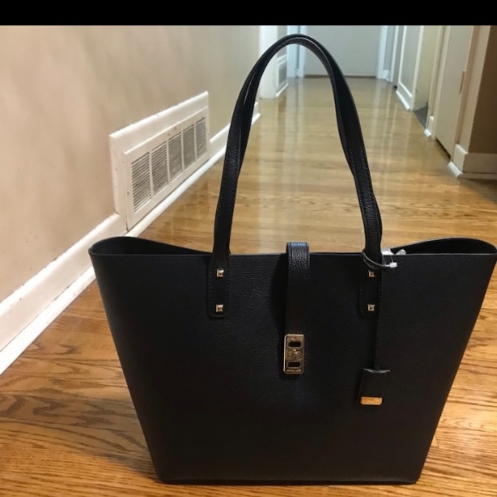 Brand New Michael Kors Tote